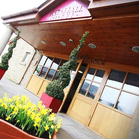 Red Hall Hotel Walmersley Екстер'єр фото